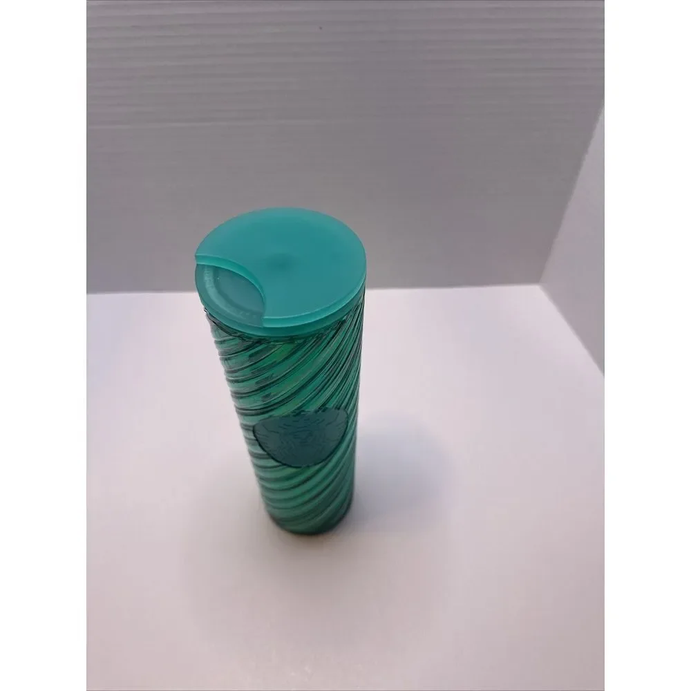 Starbucks Holiday Collection 2022‎ Swirl Textured 16 oz Tumbler Christmas Green